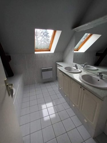 Location maison Pléchâtel 35470 Ille-et-Vilaine 128 m2 5 pièces 1050 euros