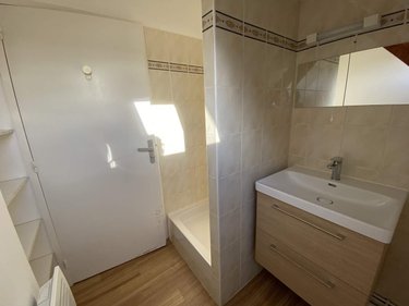 Location appartement Saint-Gilles 35590 Ille-et-Vilaine 40 m2 2 pièces 590 euros