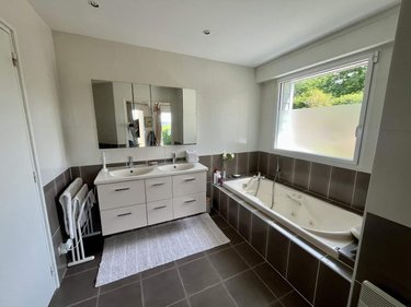 Maison a vendre Laillé 35890 Ille-et-Vilaine 202 m2 8 pièces 573100 euros