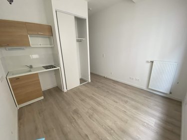 Location appartement Rennes 35000 Ille-et-Vilaine 20 m2 1 pièce 319 euros