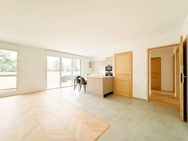 Location appartement Thorigné-Fouillard 35235 Ille-et-Vilaine 107 m2 5 pièces 1400 euros