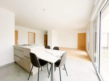 Location appartement Thorigné-Fouillard 35235 Ille-et-Vilaine 107 m2 5 pièces 1400 euros