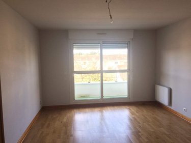 Location appartement Saint-Cyr-sur-Loire 37540 Indre-et-Loire 71 m2 3 pièces 830 euros