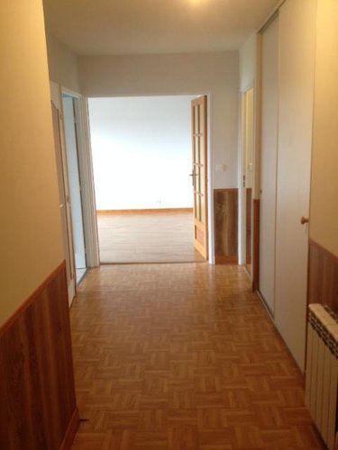 Location appartement Saint-Cyr-sur-Loire 37540 Indre-et-Loire 71 m2 3 pièces 830 euros