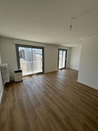 Location appartement Tours 37000 Indre-et-Loire 84 m2 4 pièces 1400 euros