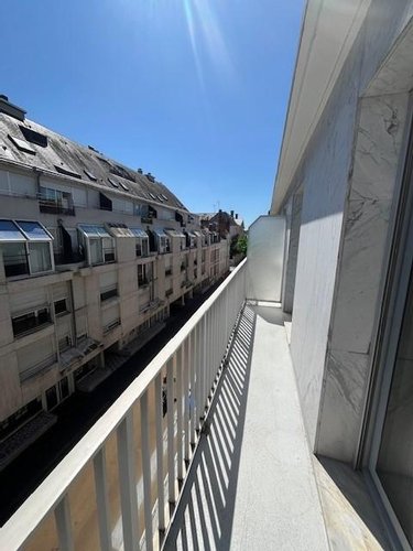 Location appartement Tours 37000 Indre-et-Loire 84 m2 4 pièces 1400 euros