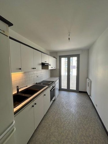Location appartement Tours 37000 Indre-et-Loire 84 m2 4 pièces 1400 euros