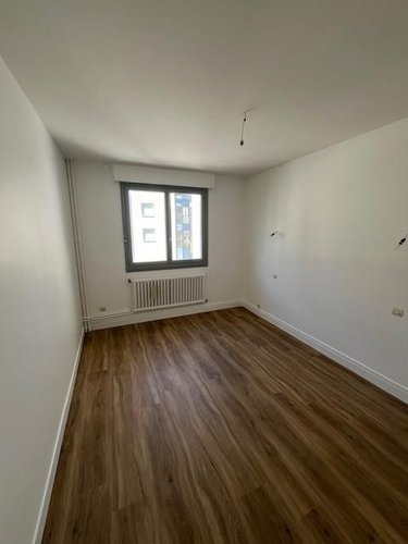 Location appartement Tours 37000 Indre-et-Loire 84 m2 4 pièces 1400 euros
