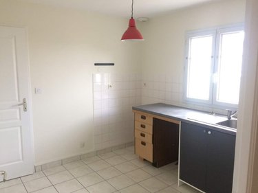 Location maison Chambray-lès-Tours 37170 Indre-et-Loire 86 m2 4 pièces 915 euros