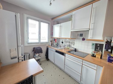 Appartement a vendre Tours 37000 Indre-et-Loire 60 m2 3 pièces 141660 euros