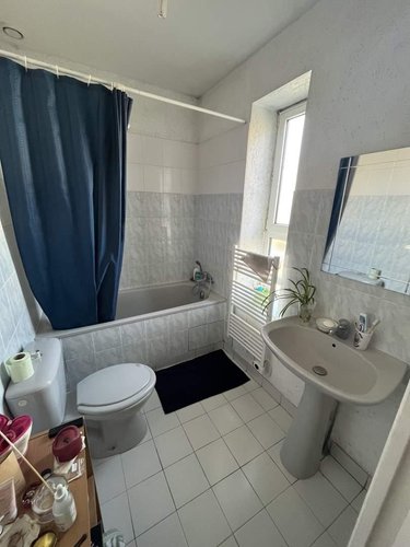 Location appartement Joué-lès-Tours 37300 Indre-et-Loire 25 m2 1 pièce 390 euros