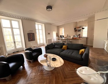 Appartement a vendre Tours 37000 Indre-et-Loire 147 m2 5 pièces 674600 euros