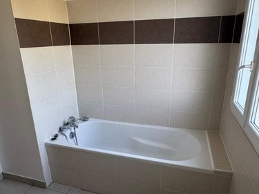 Location maison Amboise 37400 Indre-et-Loire 102 m2 4 pièces 900 euros