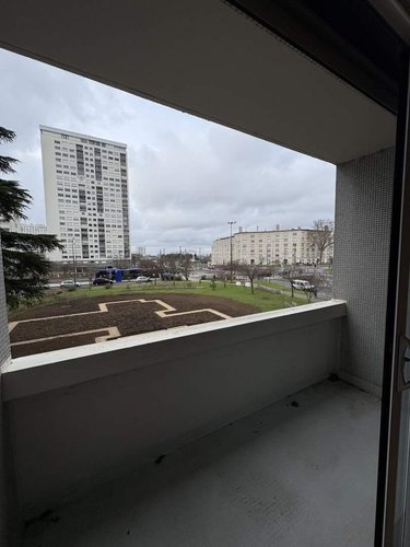 Appartement a vendre Tours 37000 Indre-et-Loire 76 m2 3 pièces 141750 euros