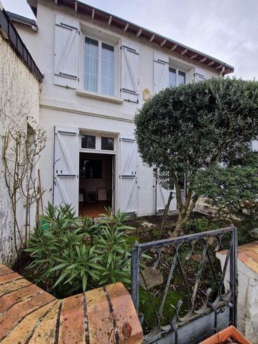 Maison a vendre Tours 37000 Indre-et-Loire 104 m2 5 pièces 399896 euros