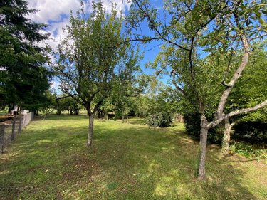 Terrain a batir a vendre Montlouis-sur-Loire 37270 Indre-et-Loire 655 m2  136600 euros
