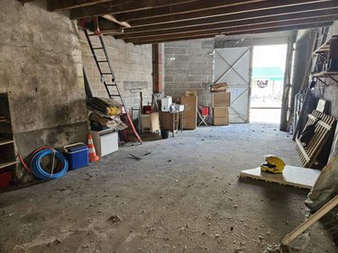 Garage et parking a vendre L'Île-Bouchard 37220 Indre-et-Loire  54800 euros