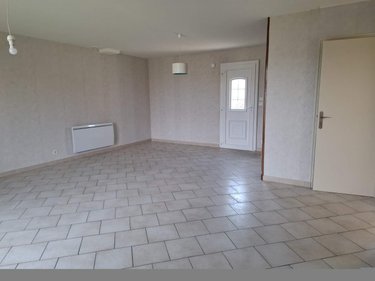 Location maison Bléré 37150 Indre-et-Loire 98 m2 4 pièces 755 euros