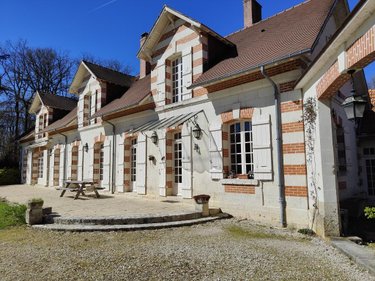 propriete a vendre Vallières-les-Grandes 41400 Loir-et-Cher 361 m2 9 pièces 884000 euros