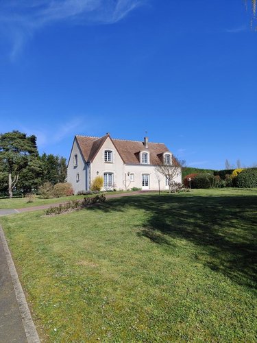 Maison a vendre Civray-de-Touraine 37150 Indre-et-Loire 260 m2 8 pièces 538000 euros