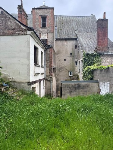 Immeuble a vendre Amboise 37400 Indre-et-Loire 161 m2  216040 euros