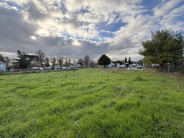 Terrain a batir a vendre Semblançay 37360 Indre-et-Loire 886 m2  106000 euros