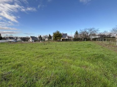Terrain a batir a vendre Semblançay 37360 Indre-et-Loire 886 m2  106000 euros