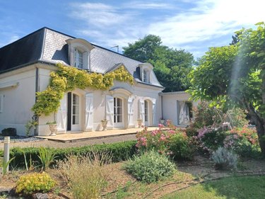 Maison a vendre Chinon 37500 Indre-et-Loire 220 m2 8 pièces 467100 euros
