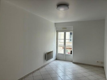 Location appartement Luynes 37230 Indre-et-Loire 39 m2 2 pièces 480 euros