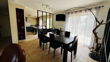 Maison a vendre Luynes 37230 Indre-et-Loire 140 m2 8 pièces 356400 euros