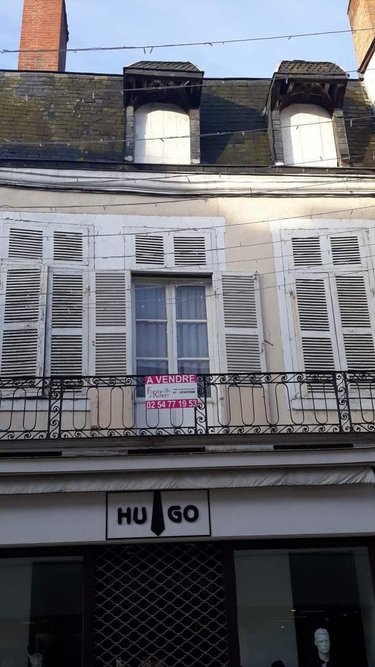 Immeuble a vendre Vendôme 41100 Loir-et-Cher 200 m2  200000 euros