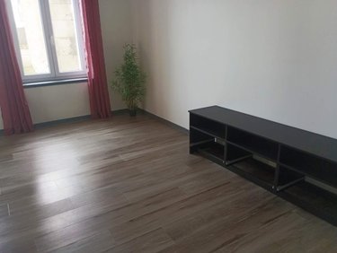 Location maison Villiers-sur-Loir 41100 Loir-et-Cher 95 m2 3 pièces 740 euros