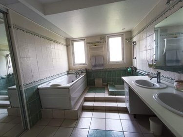 Maison a vendre La Ville-aux-Clercs 41160 Loir-et-Cher 174 m2 6 pièces 140400 euros