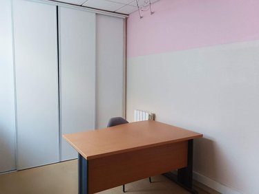 Location fonds et murs commerciaux Vendôme 41100 Loir-et-Cher 50 m2  700 euros