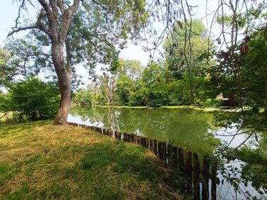 Terrains de loisirs bois etangs a vendre Saint-Firmin-des-Prés 41100 Loir-et-Cher 215 m2  6000 euros