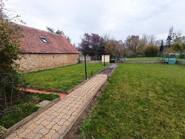 Location maison Pezou 41100 Loir-et-Cher 164 m2 5 pièces 750 euros