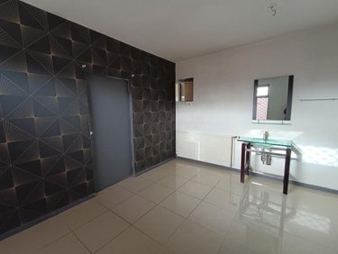 Location fonds et murs commerciaux Naveil 41100 Loir-et-Cher 69 m2  550 euros