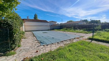Maison a vendre Savigneux 42600 Loire 147 m2 8 pièces 230000 euros