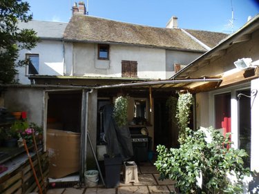 Immeuble a vendre Château-Renard 45220 Loiret 138 m2  99650 euros
