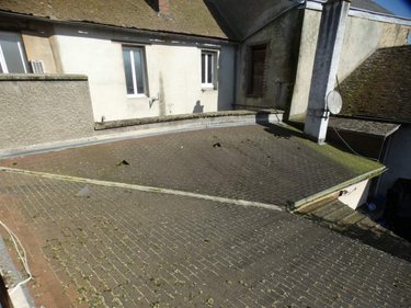 Immeuble a vendre Château-Renard 45220 Loiret 138 m2  99650 euros