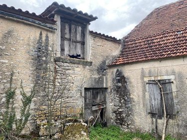 Maison a vendre Bach 46230 Lot 156 m2 3 pièces 83392 euros
