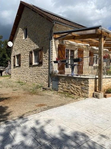 Maison a vendre Limogne-en-Quercy 46260 Lot 220 m2 8 pièces 376560 euros