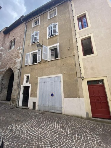 Maison a vendre Cahors 46000 Lot 141 m2 9 pièces 335120 euros