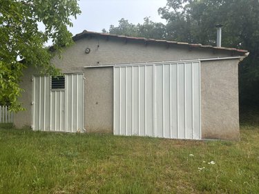 Garage et parking a vendre Lalbenque 46230 Lot  89680 euros