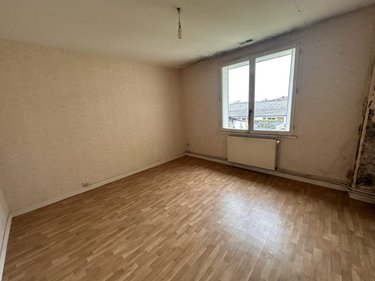 Maison a vendre Vernoil le Fourrier 49390 Maine-et-Loire 220 m2  84800 euros