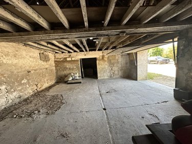 Bien agricole a vendre Vernantes 49390 Maine-et-Loire 110 m2  58300 euros