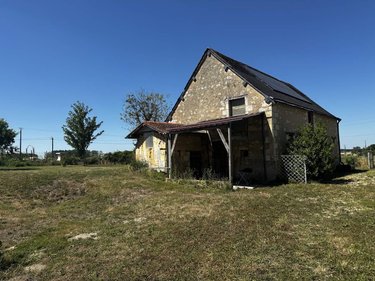 Maison a vendre Vernoil le Fourrier 49390 Maine-et-Loire 4178 m2  115504 euros