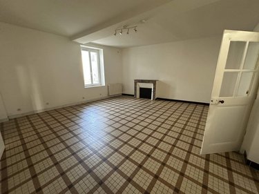 Maison a vendre Noyant-Villages 49490 Maine-et-Loire 146 m2 7 pièces 115504 euros