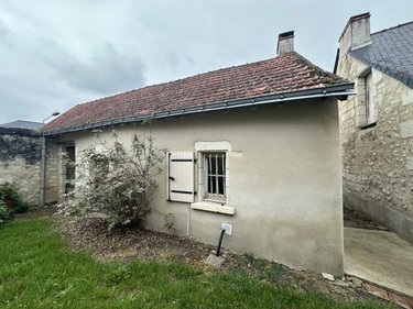 Immeuble a vendre Vernantes 49390 Maine-et-Loire 150 m2  105004 euros