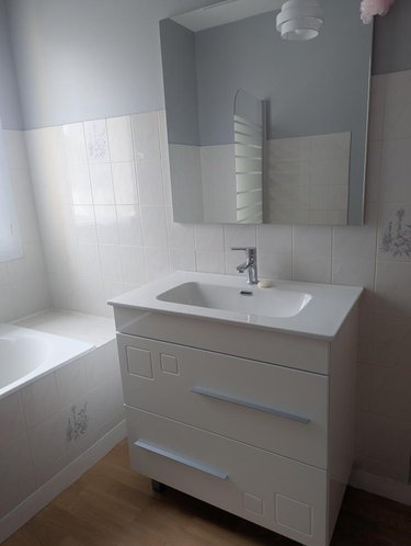 Location appartement Granville 50400 Manche 37 m2 1 pièce 430 euros